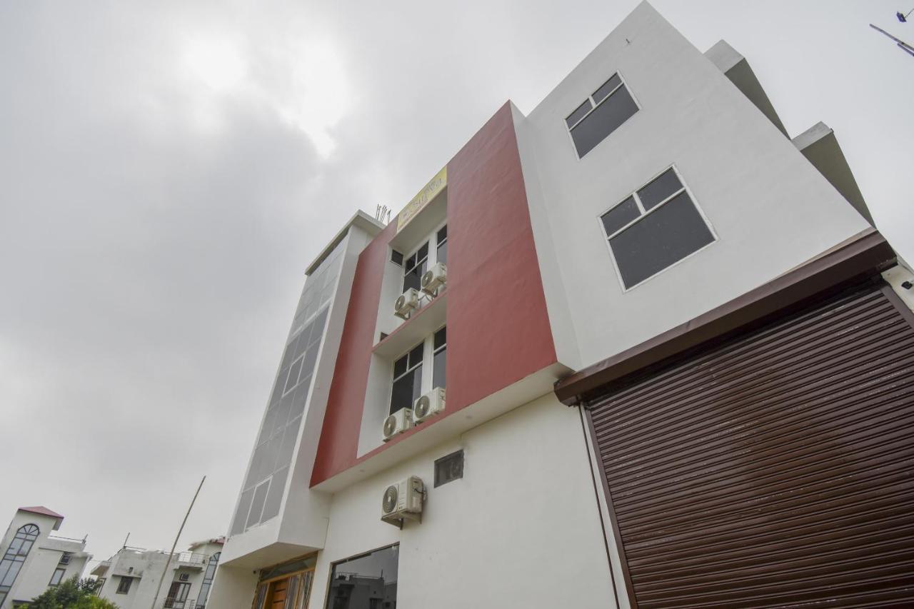 Flagship 75751 Hotel Surya Bahadrabad Exterior foto